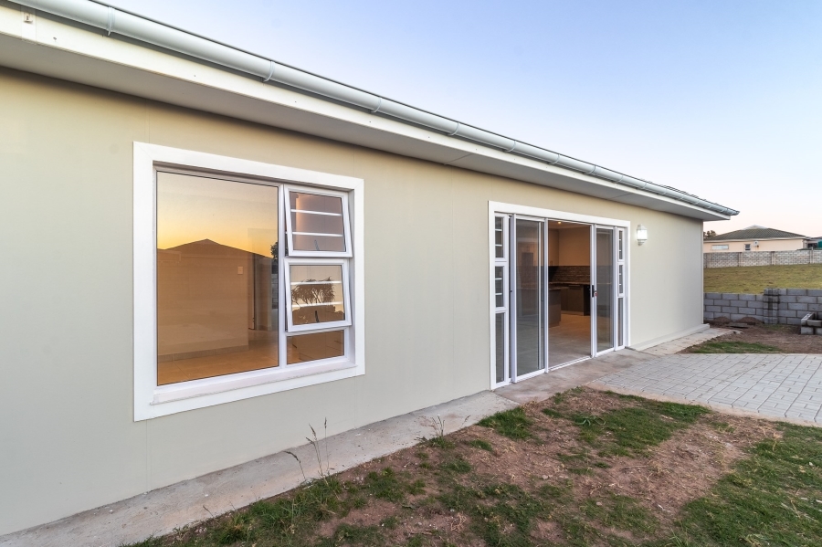 3 Bedroom Property for Sale in Boknesstrand Eastern Cape